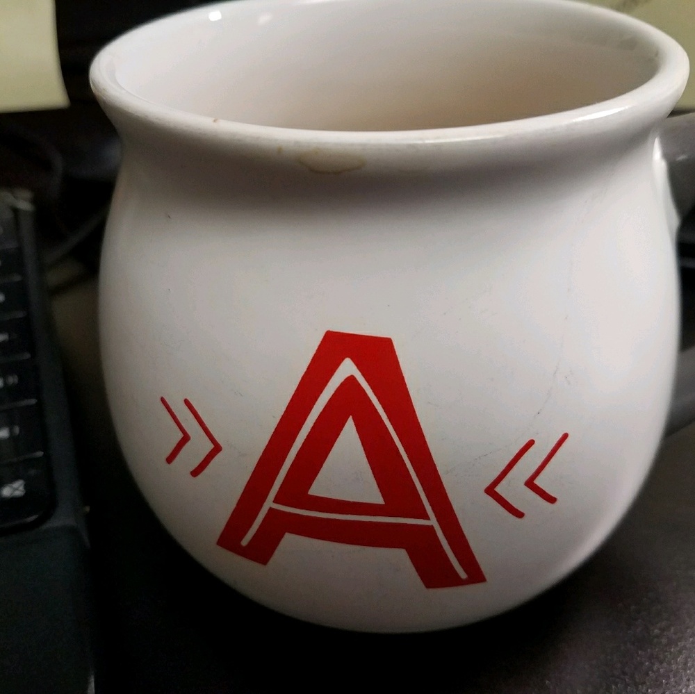 Meet your Posher, Angela